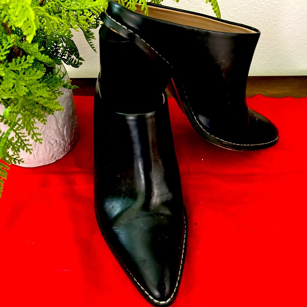 BCBG black booties